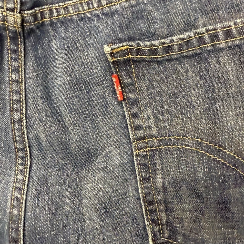 Levi's 514 Straight Leg Blue Jeans Classic Style 38 W 32 L Medium Wash GUC - Picture 4 of 8